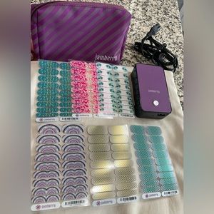 Jamberry set - heater, travel bag & 6 sheets